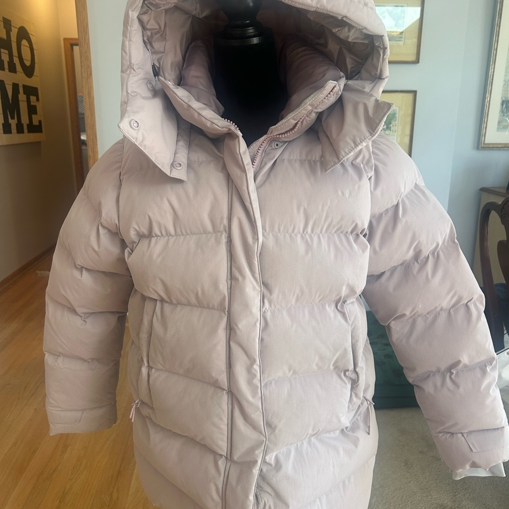 Helly Hansen Women's Puffer Jacket in Light Pink